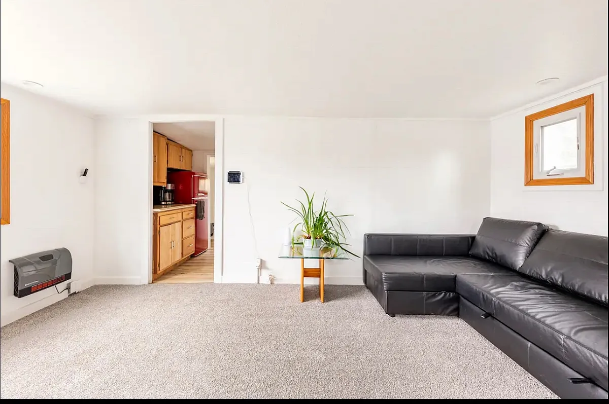 Cozy Cottage by the beach - Downtown Des Moines Washington - 4