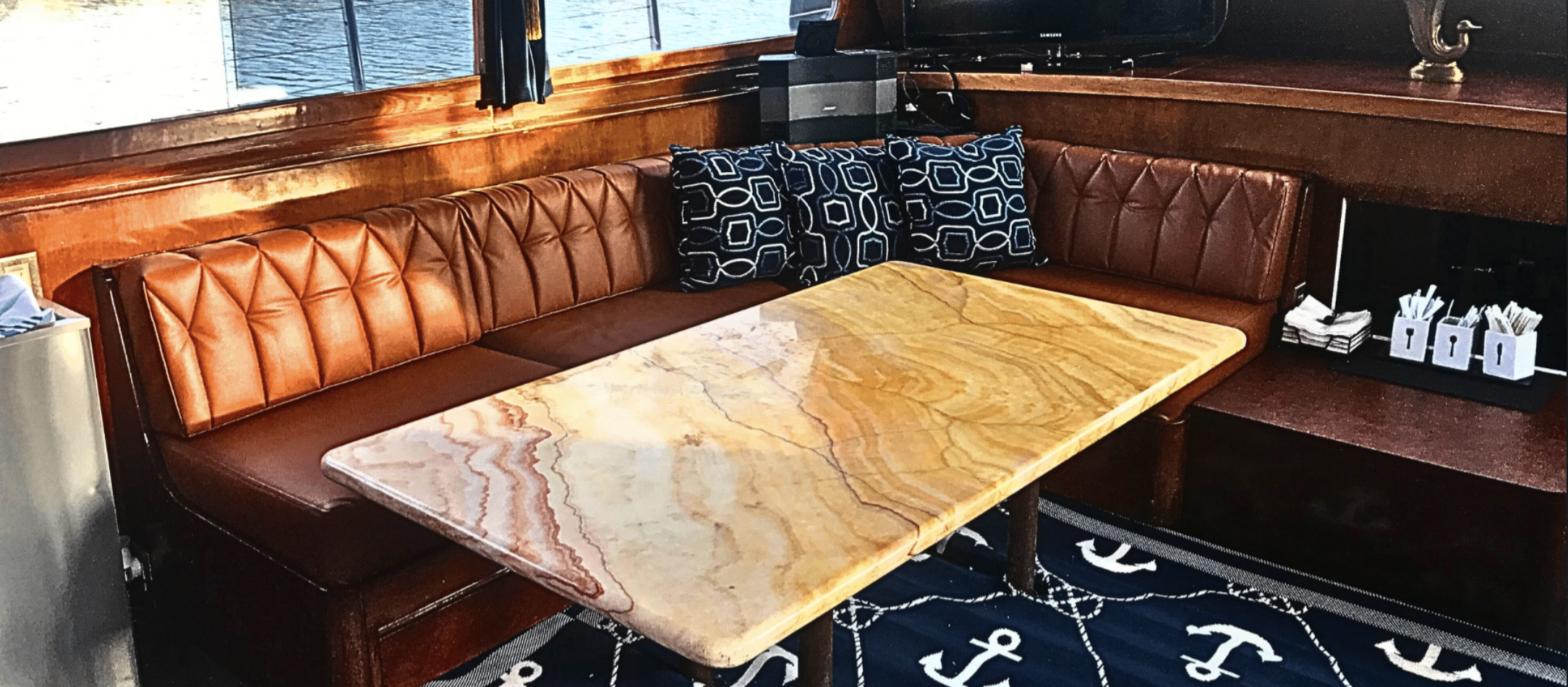 Classic Power Charter Yacht from 15 - 40 People - 5